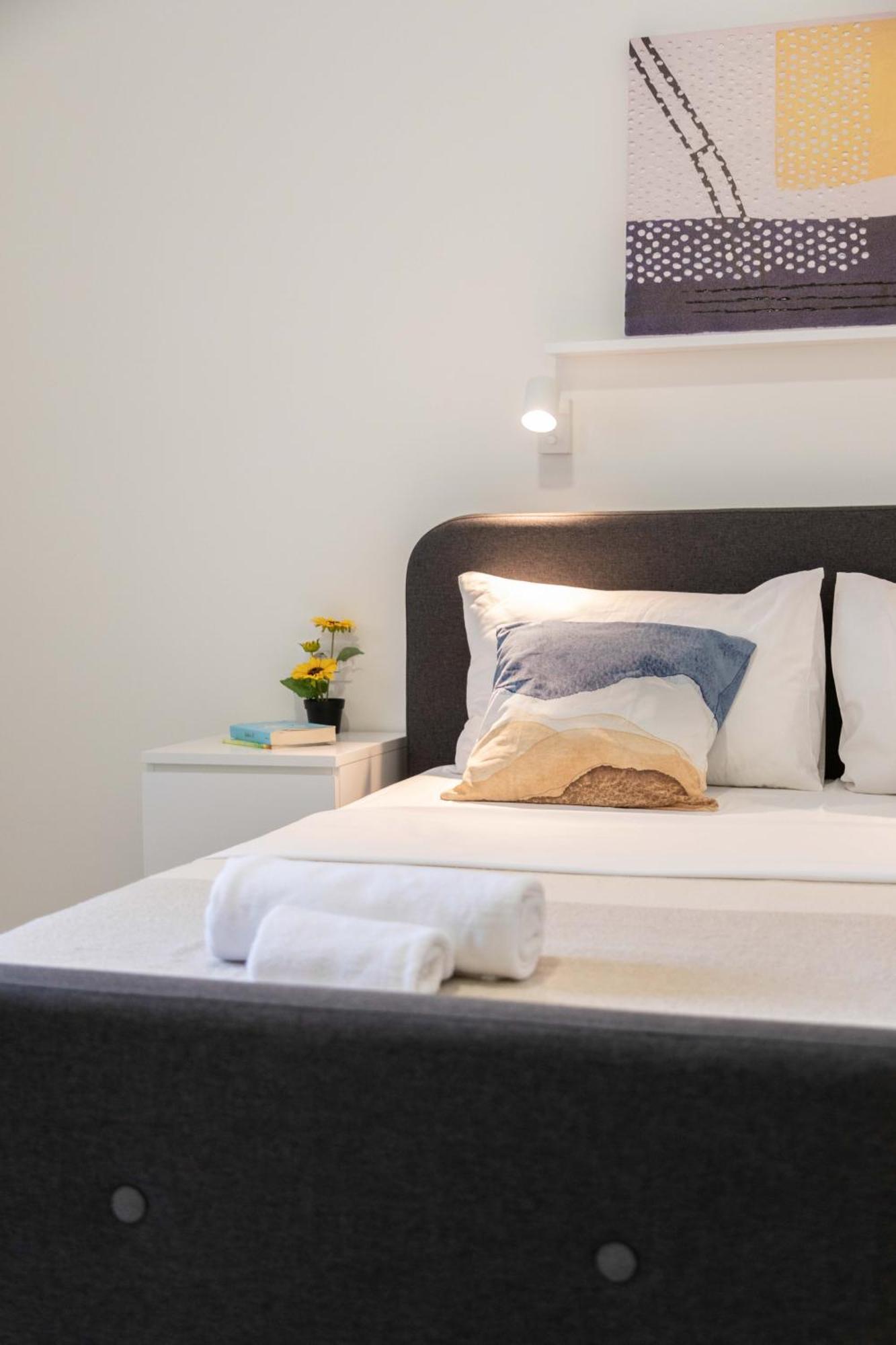 Bright And Modern Apartments In City Center ซาเกร็บ ภายนอก รูปภาพ
